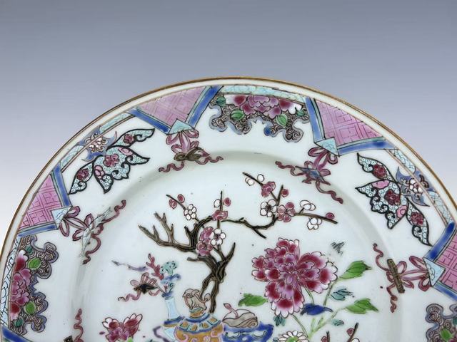 古玩陶瓷清雍正·粉彩清供博古紋折沿盤拍賣，當(dāng)前價格4800元