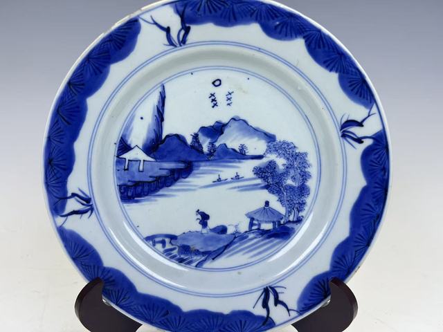 古玩陶瓷清康熙·青花遠(yuǎn)山近水人物故事盤拍賣，當(dāng)前價(jià)格297元