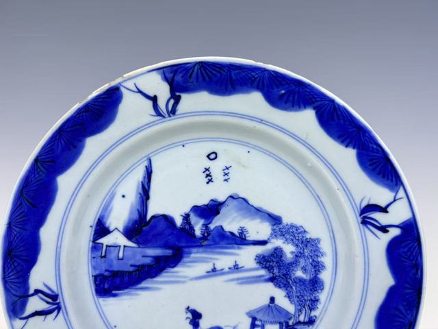 古玩陶瓷清康熙·青花遠(yuǎn)山近水人物故事盤拍賣，當(dāng)前價(jià)格297元