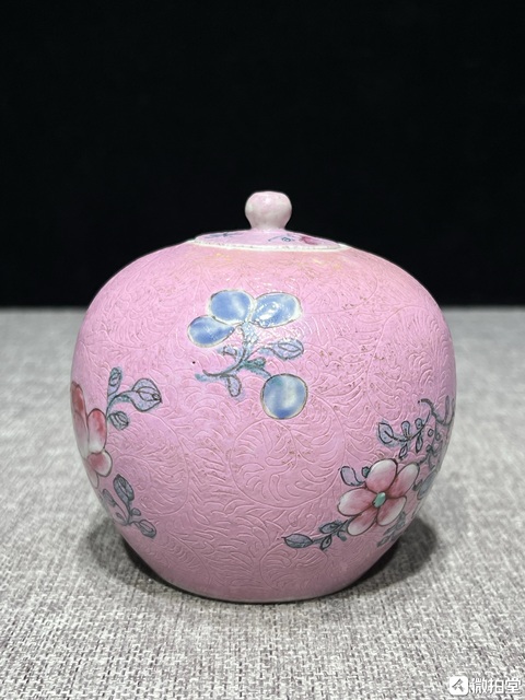 古玩陶瓷晚清壓道粉彩花卉紋西瓜罐真品鑒賞圖
