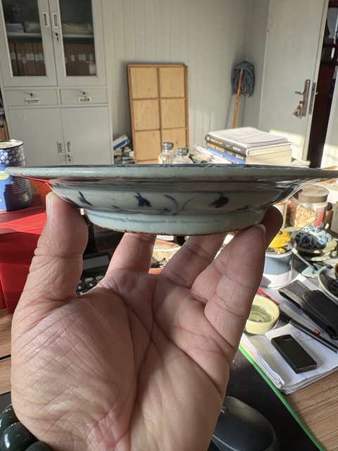 古玩陶瓷人物紋青花盤真品鑒賞圖