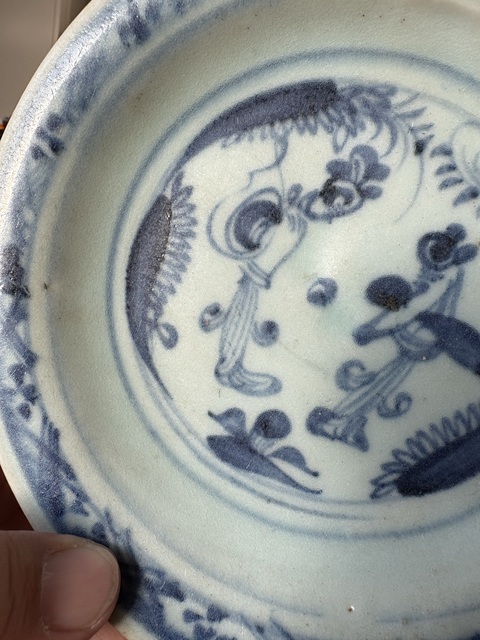 古玩陶瓷人物紋青花盤真品鑒賞圖