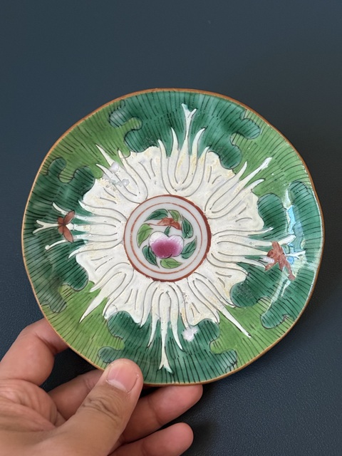 古玩陶瓷清·道光粉彩白菜壽桃紋臥盤拍賣，當前價格780元