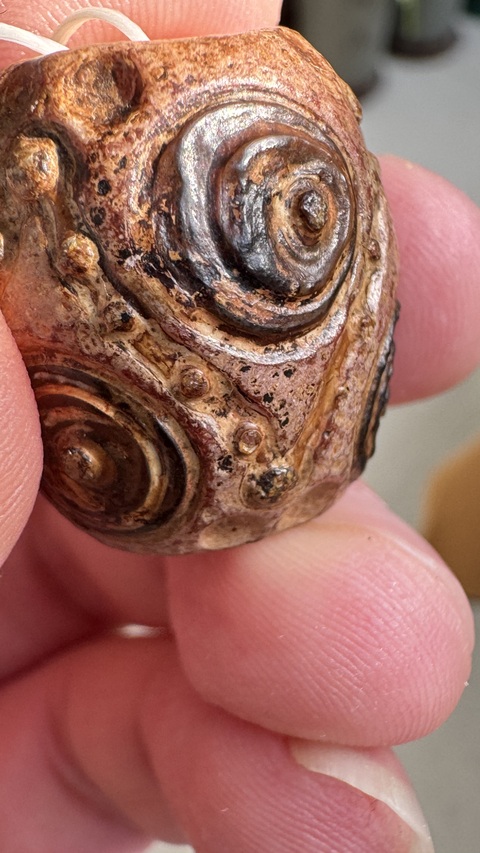 古玩玉器仿古蜻蜓眼形制珠真品鑒賞圖