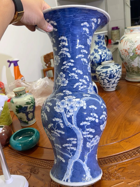 古玩陶瓷青花留白冰梅紋花觚真品鑒賞圖
