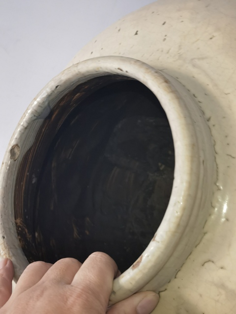 古玩陶瓷磁州窯白釉大罐真品鑒賞圖