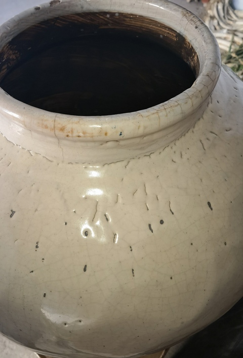 古玩陶瓷磁州窯白釉大罐真品鑒賞圖