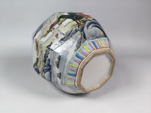 古玩陶瓷晚清民國風景山水人物紋粉彩八方罐真品鑒賞圖