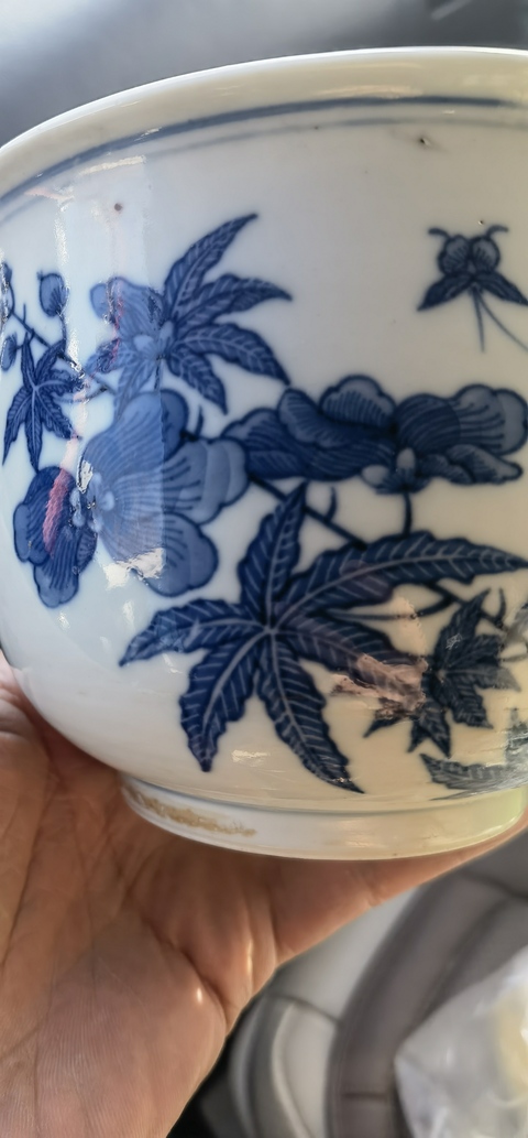 古玩陶瓷青花花卉蝴蝶紋花盆真品鑒賞圖