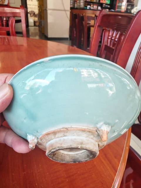 古玩陶瓷青瓷爐真品鑒賞圖