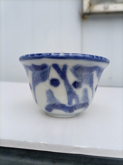 古玩陶瓷青花花卉紋杯真品鑒賞圖