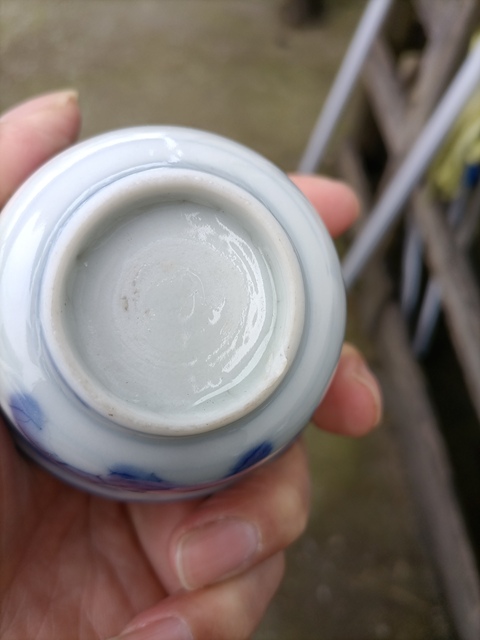 古玩陶瓷青花花卉紋杯真品鑒賞圖