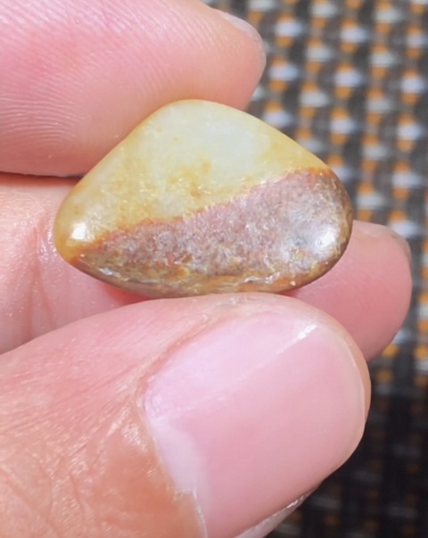 古玩玉器和田玉隨型（修磨）真品鑒賞圖