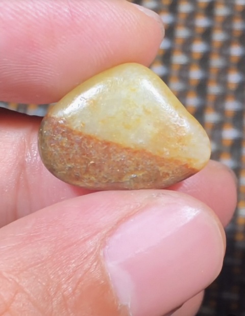 古玩玉器和田玉隨型（修磨）真品鑒賞圖