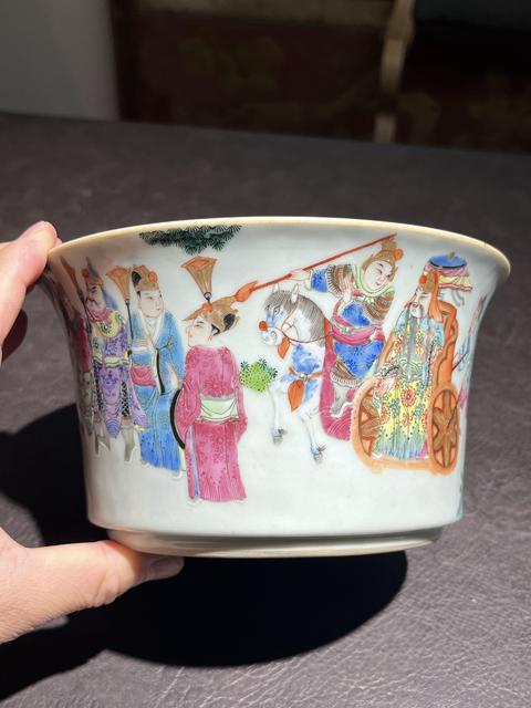 古玩陶瓷人物紋粉彩馬蹄碗真品鑒賞圖