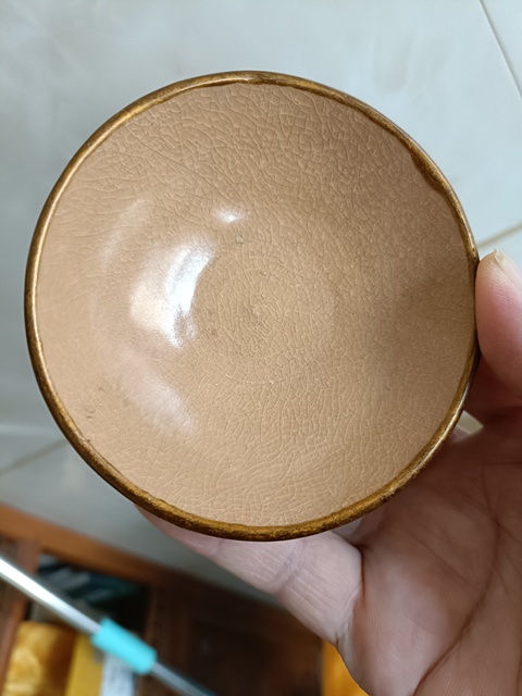 古玩陶瓷罕見宋末元初龍泉黃釉冰片紋茶盞拍賣，當前價格2980元