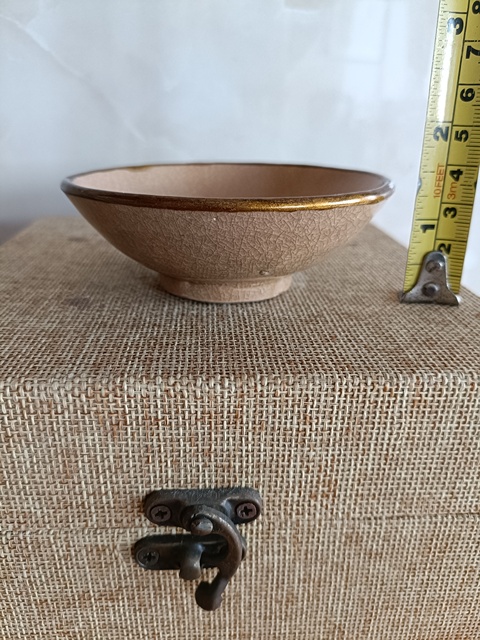 古玩陶瓷罕見宋末元初龍泉黃釉冰片紋茶盞拍賣，當前價格2980元