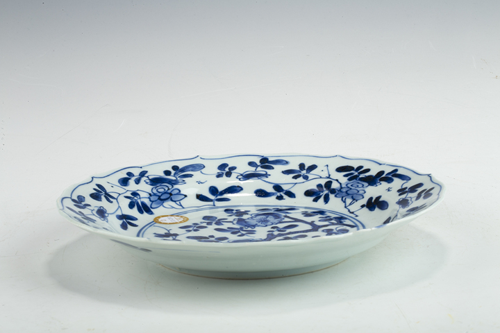 古玩陶瓷清康熙·青花花卉紋花口盤
真品鑒賞圖