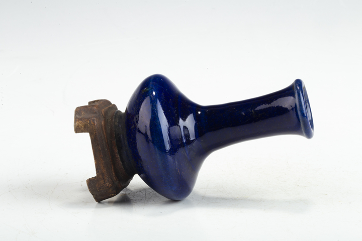 古玩陶瓷民國·藍釉連坐瓶一對
真品鑒賞圖