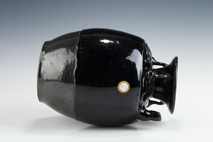 古玩陶瓷清·黑釉壺
真品鑒賞圖