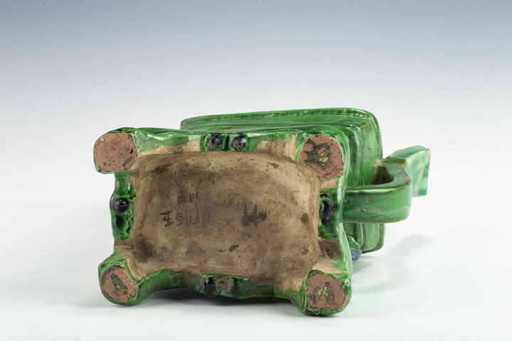 古玩陶瓷清·三彩堆塑花卉紋朝官耳爐真品鑒賞圖