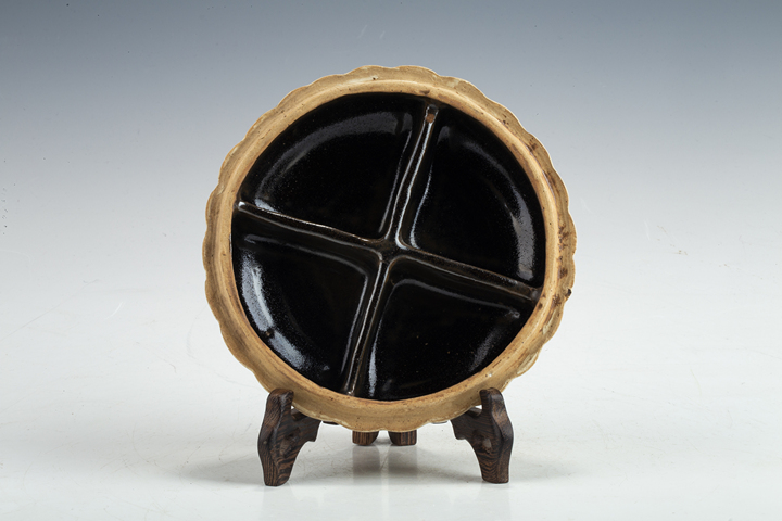 古玩陶瓷清·白釉褐彩南瓜真品鑒賞圖