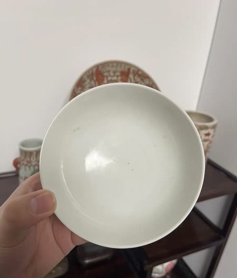 古玩陶瓷粉彩花卉紋茶圓真品鑒賞圖