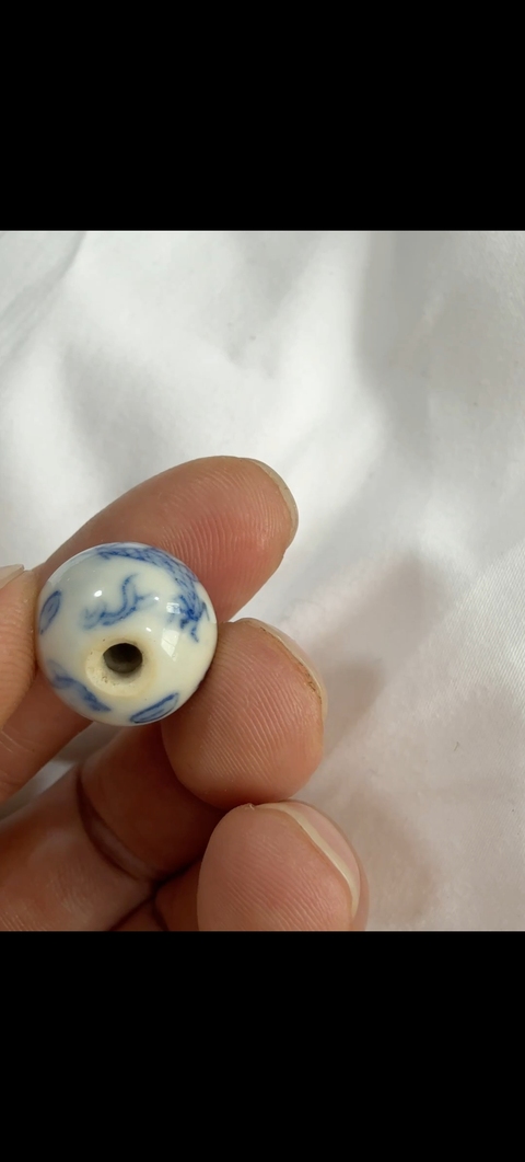 古玩陶瓷青花龍紋珠子真品鑒賞圖