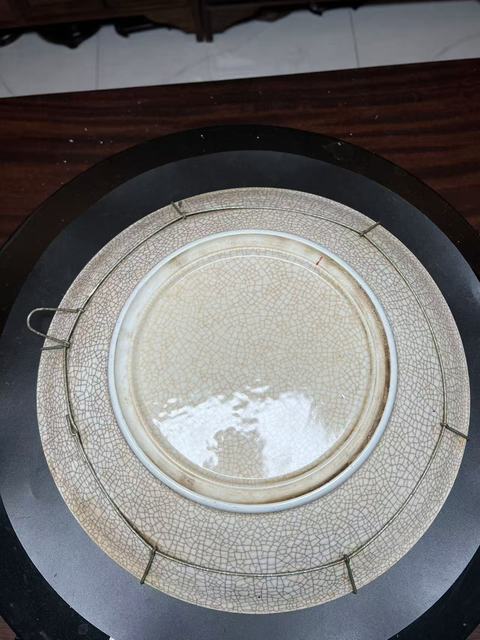 古玩陶瓷哥釉五彩雙鳳牡丹花紋盤真品鑒賞圖