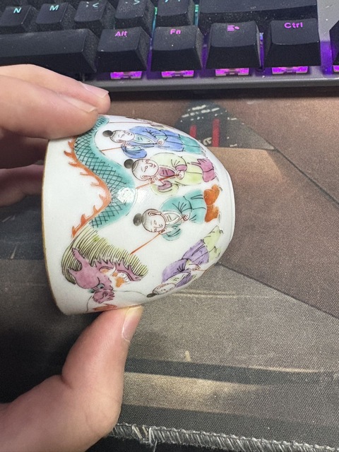 古玩陶瓷粉彩九子奪魁杯真品鑒賞圖