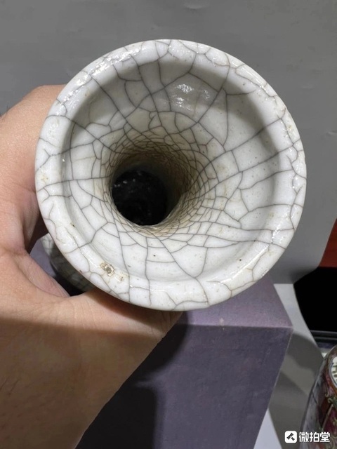 古玩陶瓷哥釉瓶真品鑒賞圖