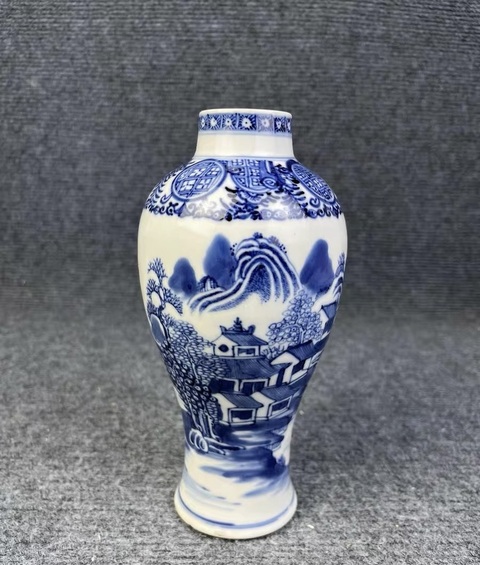 古玩陶瓷人物山水紋青花雞腿瓶真品鑒賞圖