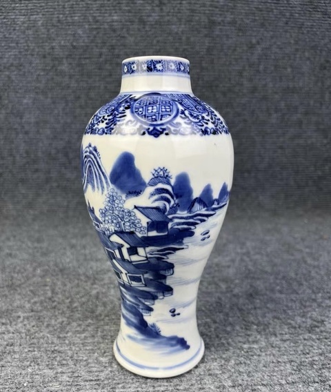 古玩陶瓷人物山水紋青花雞腿瓶真品鑒賞圖