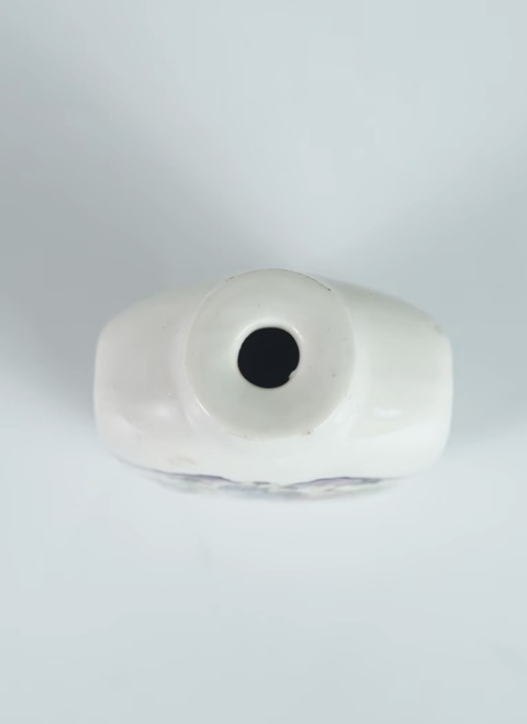 古玩陶瓷嬰戲三多紋鼻煙壺真品鑒賞圖