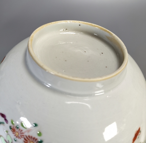 古玩陶瓷粉彩折枝花卉紋茶碗真品鑒賞圖