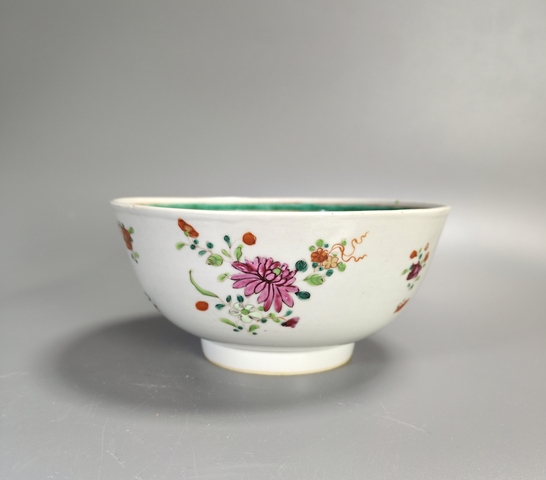 古玩陶瓷粉彩折枝花卉紋茶碗真品鑒賞圖