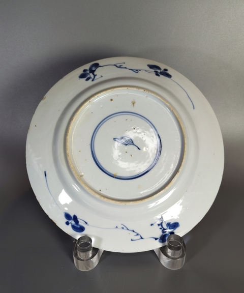 古玩陶瓷青花折枝花卉紋折沿盤真品鑒賞圖