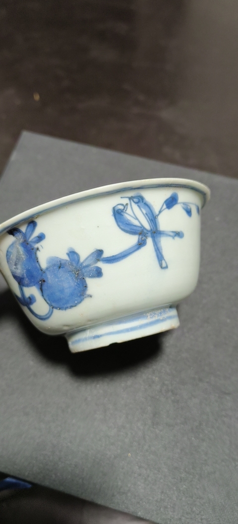 古玩陶瓷花鳥紋青花小碗真品鑒賞圖