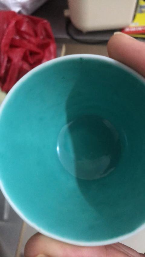 古玩陶瓷黃地粉彩花卉紋杯真品鑒賞圖