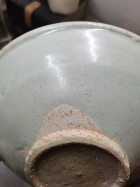 古玩陶瓷宋代白釉唇口圈足碗真品鑒賞圖