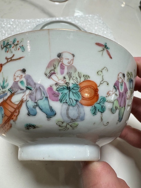 古玩陶瓷粉彩人物紋碗真品鑒賞圖