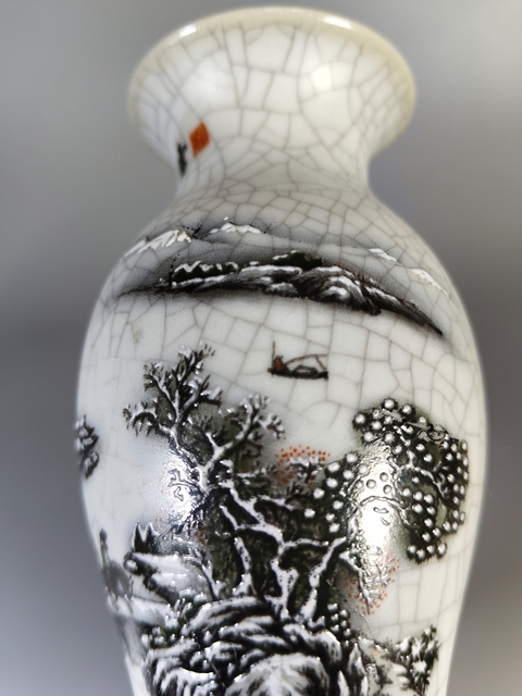 古玩陶瓷哥釉粉彩雪景圖撇口瓶真品鑒賞圖