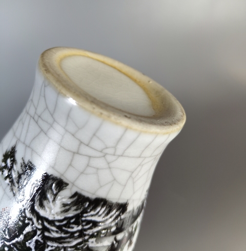 古玩陶瓷哥釉粉彩雪景圖撇口瓶真品鑒賞圖