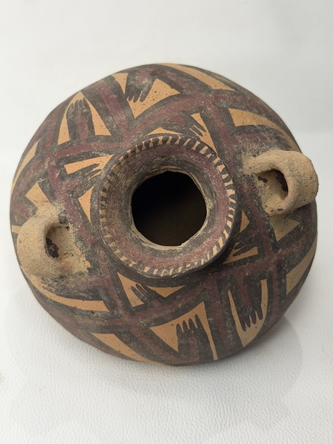 古玩陶瓷文化期·彩繪雙耳壺真品鑒賞圖