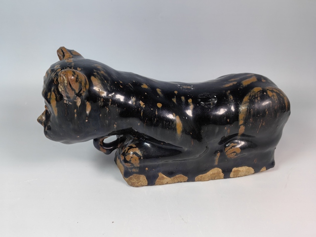 古玩陶瓷清磁洲釉窯變黑釉貓兒枕真品鑒賞圖