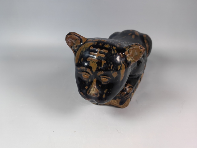 古玩陶瓷清磁洲釉窯變黑釉貓兒枕真品鑒賞圖