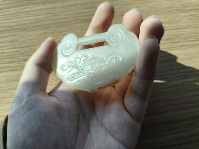 古玩玉器和田玉鎖型佩真品鑒賞圖