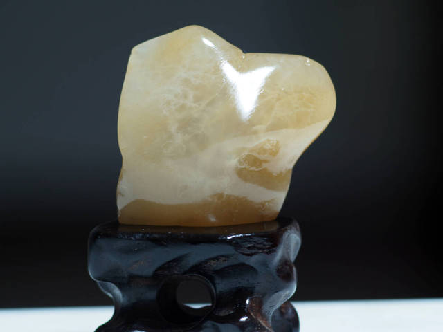 古玩玉器金絲玉原石真品鑒賞圖