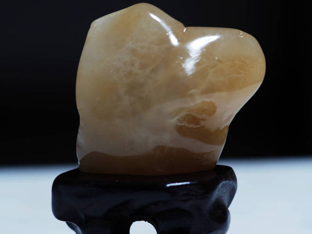 古玩玉器金絲玉原石真品鑒賞圖