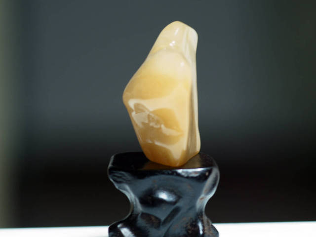 古玩玉器金絲玉原石真品鑒賞圖